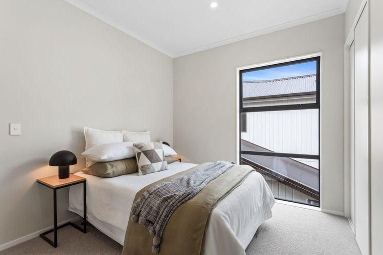 Photo of property in 25 Barrel Crescent, Swanson, Auckland, 0614