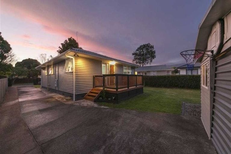 Photo of property in 28 Tabitha Crescent, Henderson, Auckland, 0612