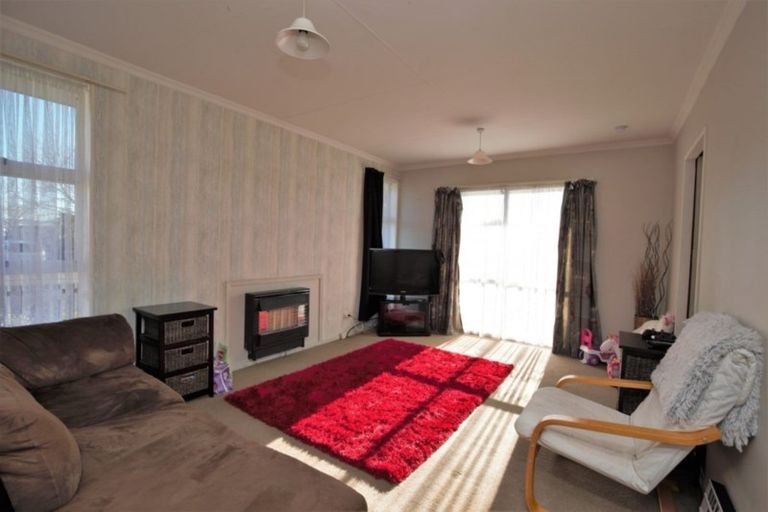 Photo of property in 53 Morgan Crescent, Levin, 5510