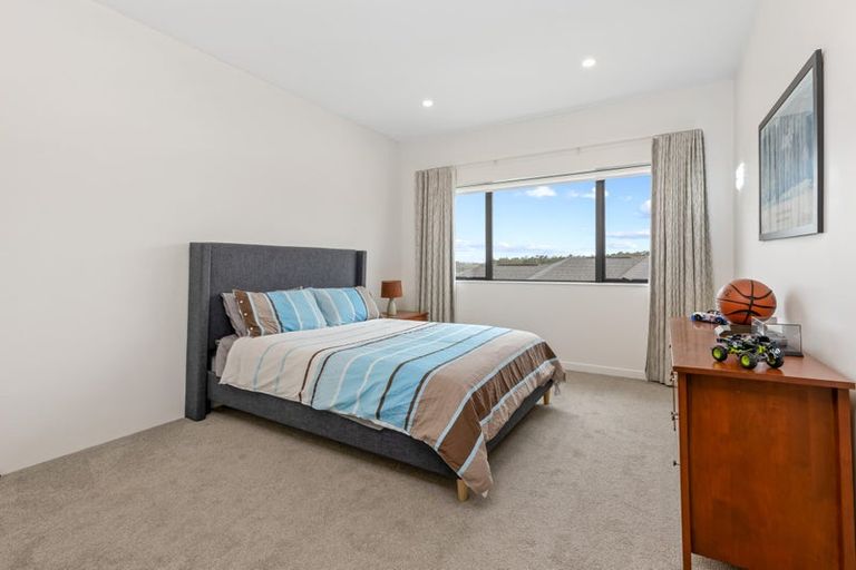 Photo of property in 10b Nellie Drive, Kumeu, 0810