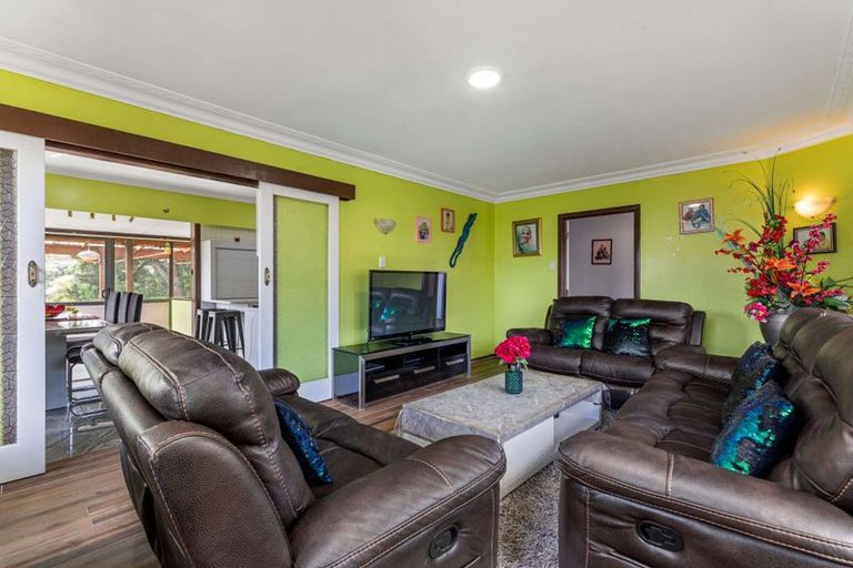 Photo of property in 48 Lawrence Crescent, Hillpark, Auckland, 2102