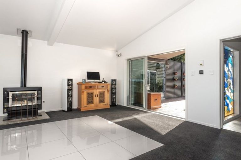 Photo of property in 10 Makorori Beach Road, Makorori, Gisborne, 4073