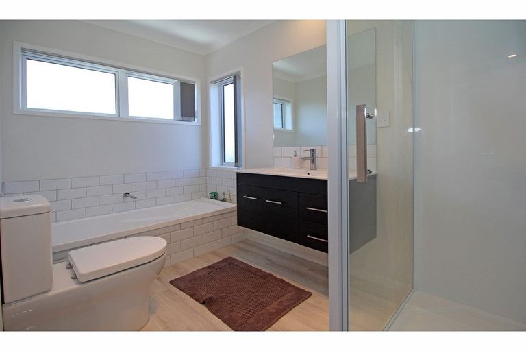 Photo of property in 99 Stancombe Road, Flat Bush, Auckland, 2016