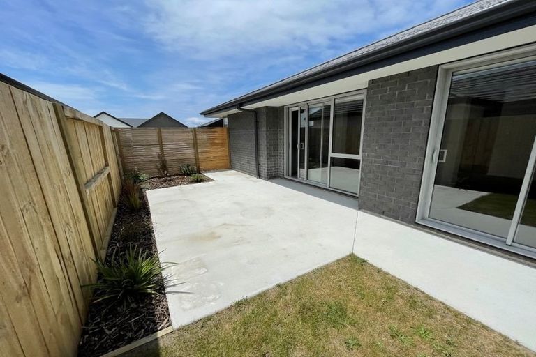Photo of property in 20 Kotiate Street, Papamoa Beach, Papamoa, 3118