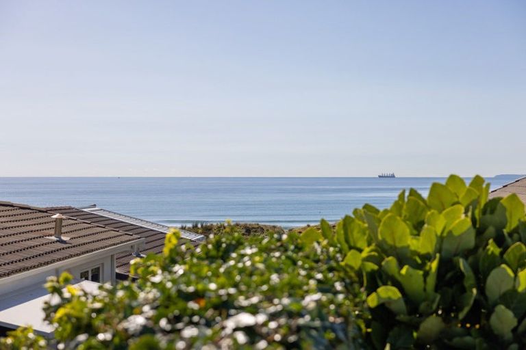 Photo of property in 2/203 Oceanbeach Road, Mount Maunganui, 3116