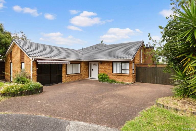 Photo of property in 54 Edgeworth Road, Glenfield, Auckland, 0629