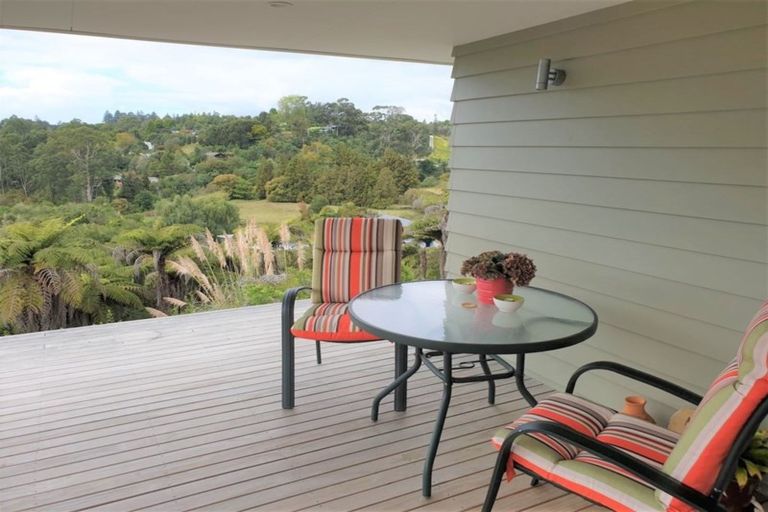 Photo of property in 20 Alderton Drive, Kerikeri, 0230