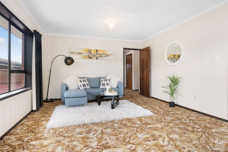 Photo of property in 2/723 Beach Road, Browns Bay, Auckland, 0630