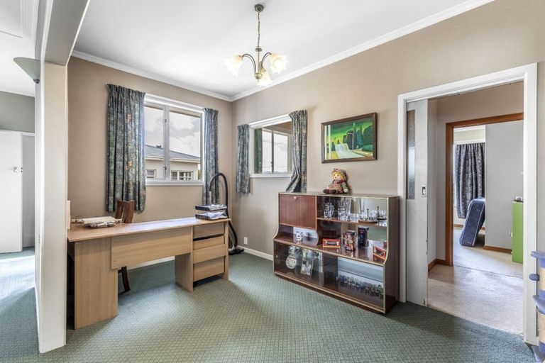 Photo of property in 2 Clyde Street, Gore, 9710