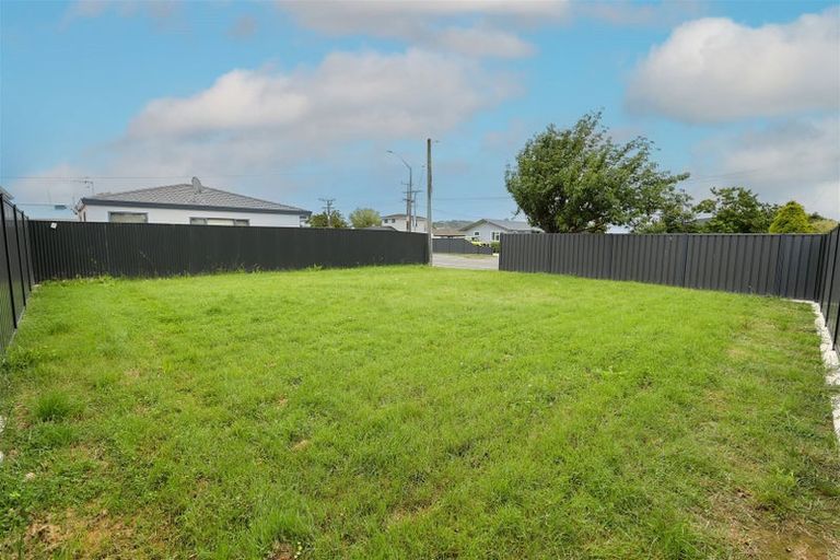 Photo of property in 43a Meeanee Road, Taradale, Napier, 4112