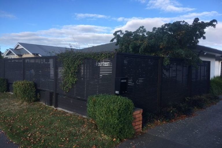 Photo of property in 1/14 Peel Street, Strowan, Christchurch, 8052