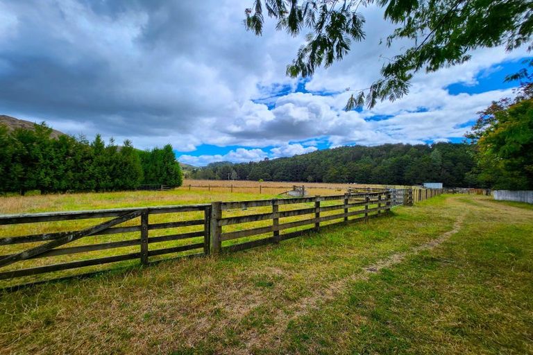 Photo of property in 710 Sommerville Road, Tangowahine, Dargaville, 0372