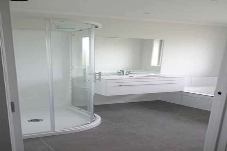 Photo of property in 38e Papawhero Drive, Bell Block, New Plymouth, 4312