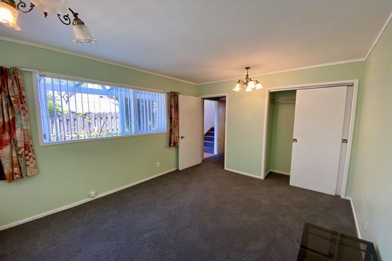 Photo of property in 35a Amapur Drive, Khandallah, Wellington, 6035