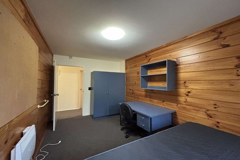 Photo of property in Basin Reserve Complex, 63/4 Sussex Street, Mount Cook, Wellington, 6021