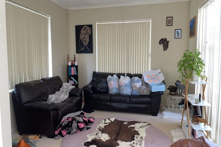 Photo of property in 12 Liffey Drive, East Tamaki, Auckland, 2013