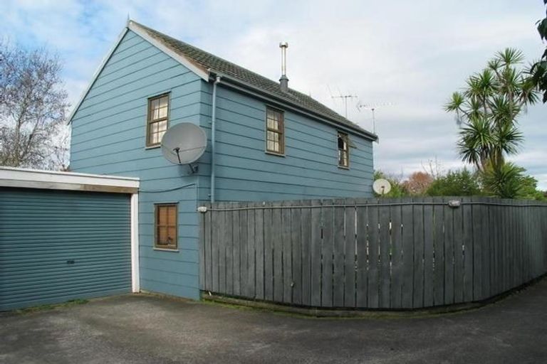 Photo of property in 2/85 Meadway, Sunnyhills, Auckland, 2010