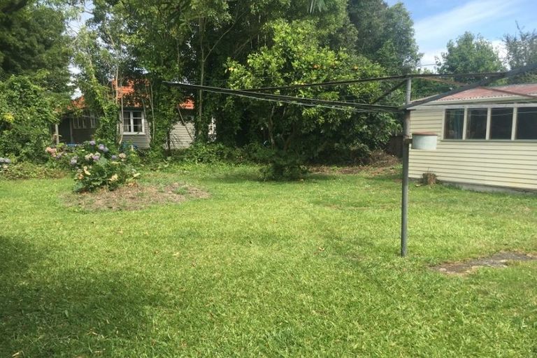 Photo of property in 8 Armitage Place, Fairfield, Hamilton, 3214