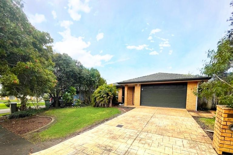 Photo of property in 4 Courtvale Place, Flat Bush, Auckland, 2019