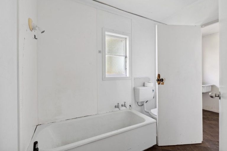 Photo of property in 1 Jedburgh Street, Tokoroa, 3420