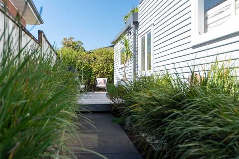 Photo of property in 1/10 Coronation Street, Belmont, Auckland, 0622