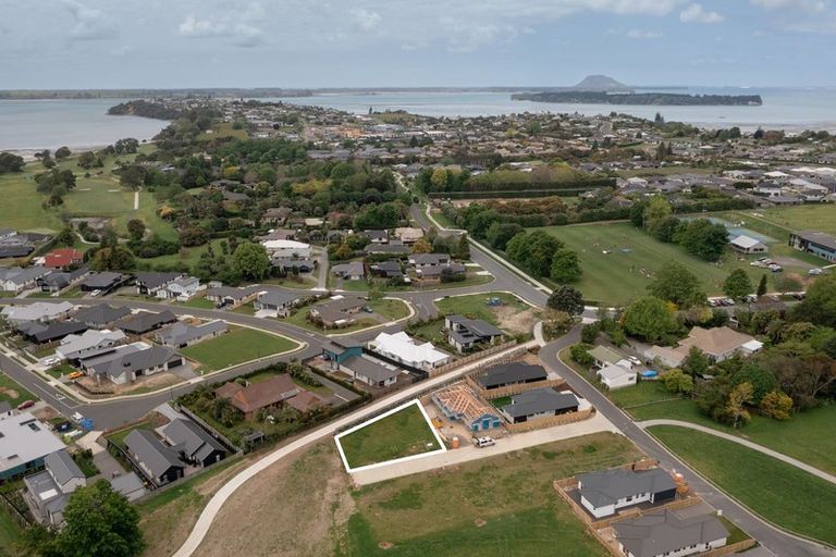 Photo of property in 49d Western Avenue, Omokoroa, 3172