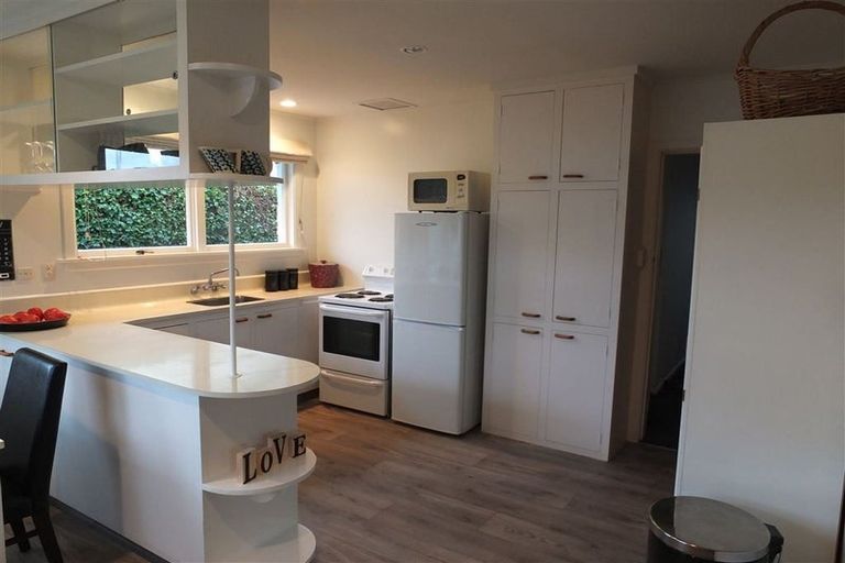 Photo of property in 2/4 Molesworth Place, Somerfield, Christchurch, 8024