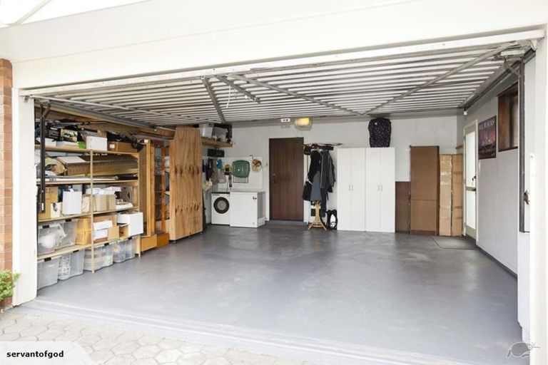 Photo of property in 52 Briarmont Street, Avondale, Christchurch, 8061