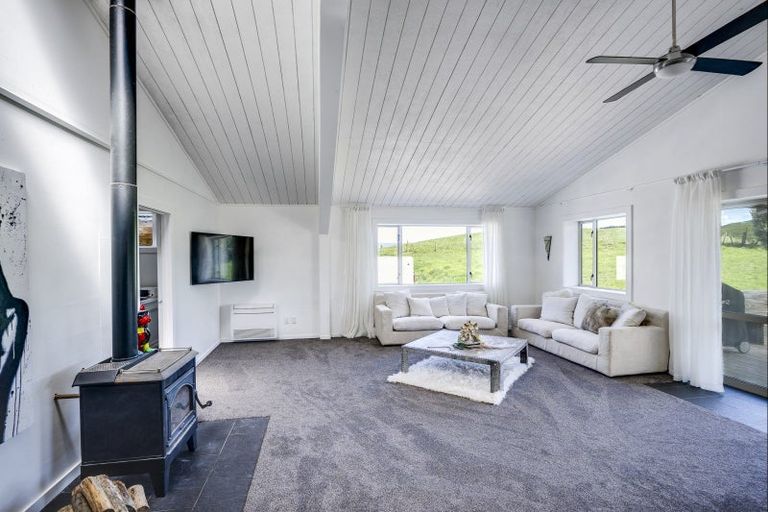 Photo of property in 1268 Taihape Road, Sherenden, Hastings, 4179