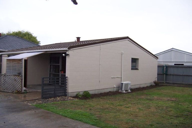 Photo of property in 120 Bowhill Road, New Brighton, Christchurch, 8083