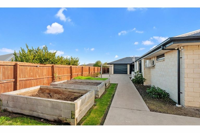 Photo of property in 36 Beaumont Drive, Rolleston, 7614
