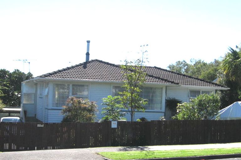 Photo of property in 100 Gills Road, Bucklands Beach, Auckland, 2014