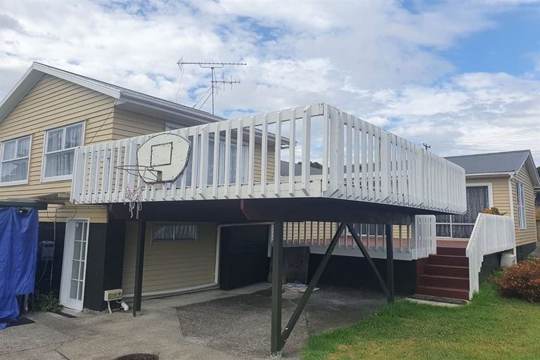 Photo of property in 1/26 Plunket Avenue, Papatoetoe, Auckland, 2104