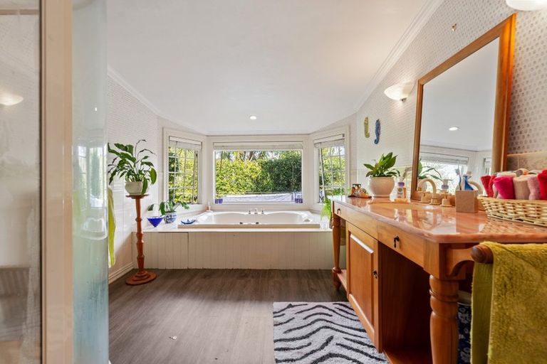 Photo of property in 28 Wharepaina Crescent, Springfield, Rotorua, 3015