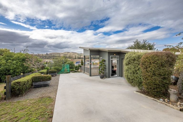 Photo of property in 27d Nelson Street, Waipukurau, 4200