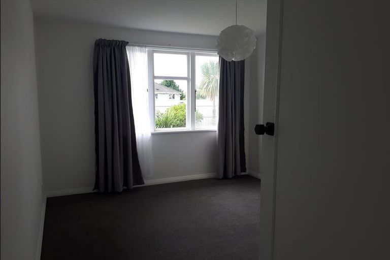 Photo of property in 21 Glenfield Crescent, Mairehau, Christchurch, 8052