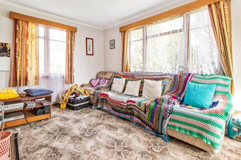 Photo of property in 8 Oxford Street, Waimate, 7924