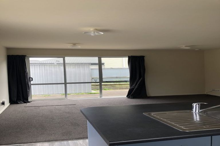 Photo of property in 105a Elizabeth Street, Riccarton, Christchurch, 8041