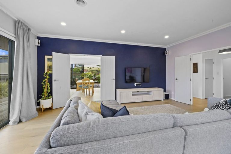 Photo of property in 176a Heta Road, Highlands Park, New Plymouth, 4312