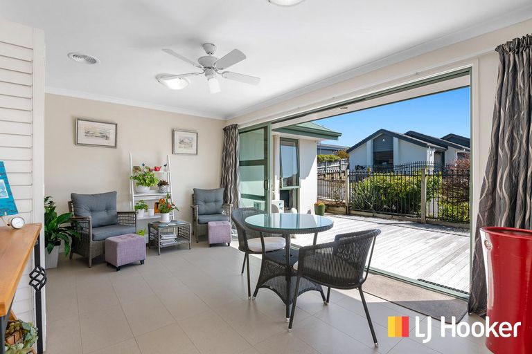 Photo of property in 18 Hamon Place, Pukehangi, Rotorua, 3015