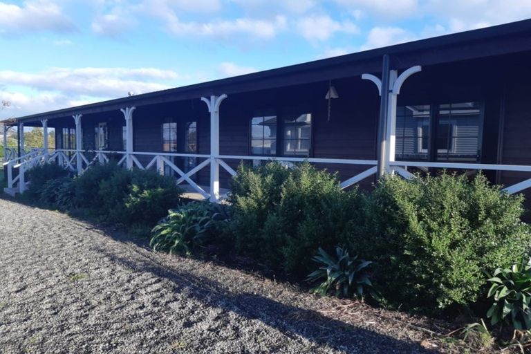 Photo of property in 16 Esther Street, Martinborough, 5711