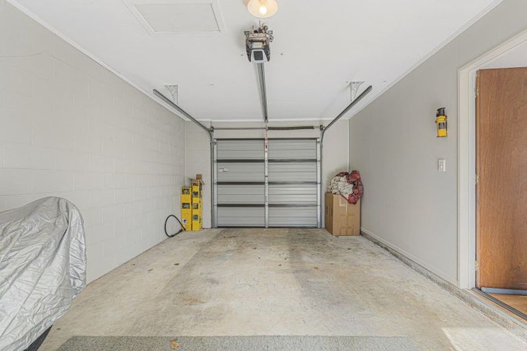 Photo of property in 2/38 Waimea Street, Westown, New Plymouth, 4310