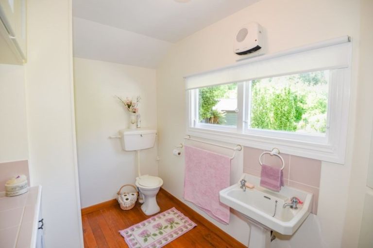 Photo of property in 120 Harmans Track, Little River, 7591