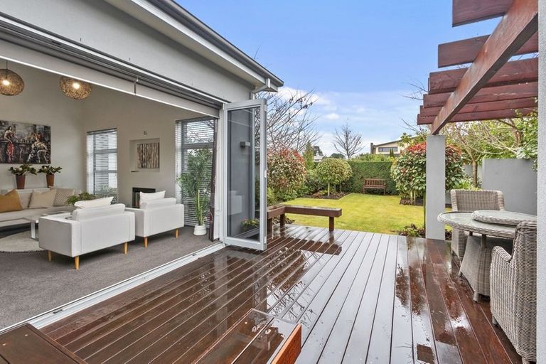 Photo of property in 52 Glen Oaks Drive, Northwood, Christchurch, 8051