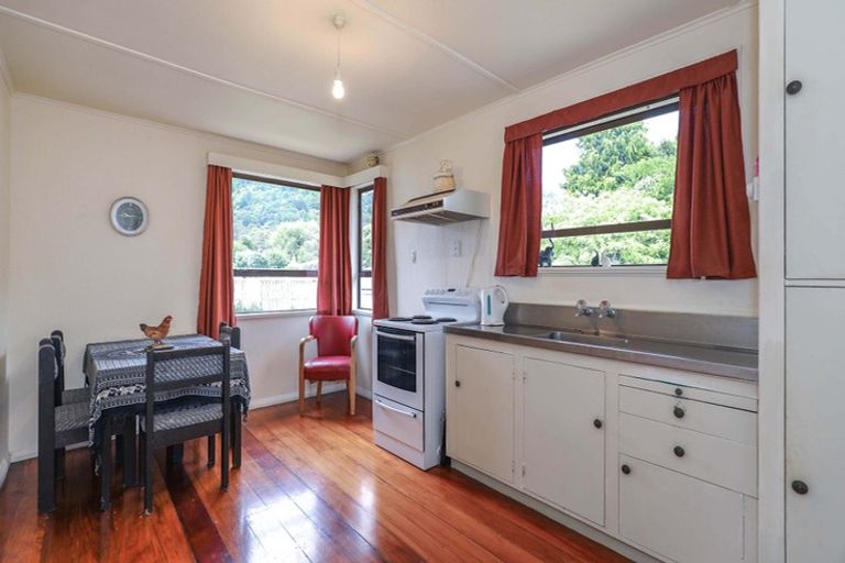 Photo of property in 11 Bracken Avenue, Te Aroha, 3320