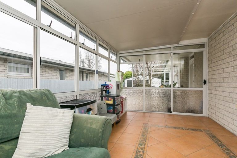 Photo of property in 33 Upham Street, Havelock North, 4130