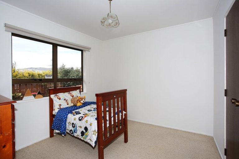 Photo of property in 14 Brynbela Court, Papakura, 2110