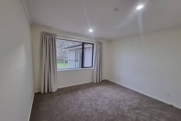 Photo of property in 24 Wautaiti Drive, Riverhead, 0820