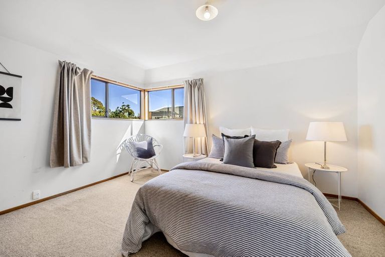 Photo of property in 1/28 Thornycroft Street, Fendalton, Christchurch, 8052