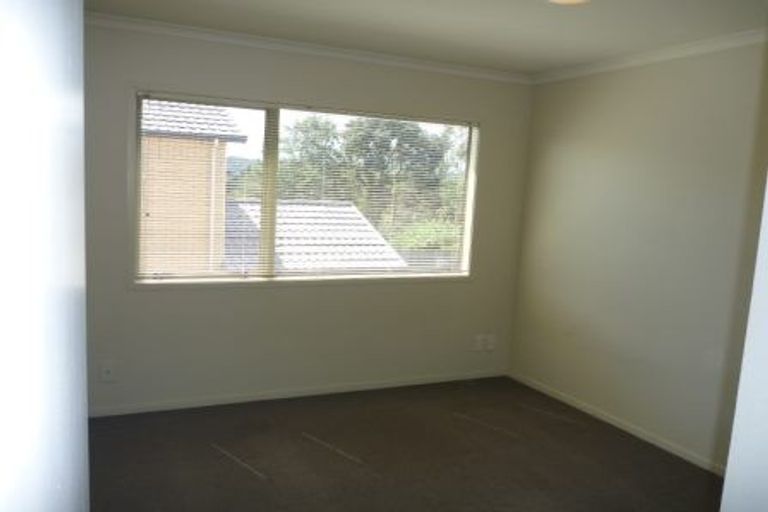Photo of property in 57 Tiri Tiri Road, Birkdale, Auckland, 0626
